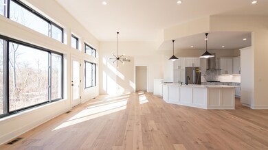 332 Arbor Ln, Saline, MI 48176 - photo 3