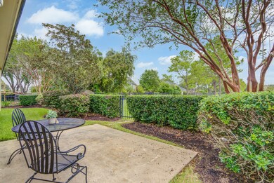 1489 Garden Lakes Dr, Friendswood, TX 77546 - photo 5