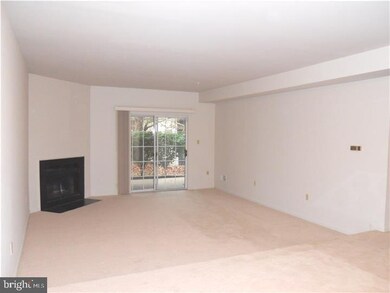 179 Valley Stream Cir, Chesterbrook, PA 19087 - photo 2