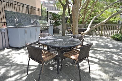 Oxford Condominium unit 1704, Houston, TX 77056 - photo 7