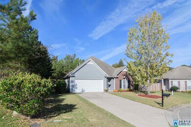 472 Camden Cove Cir, Calera, AL 35040 - photo 2