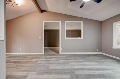 8962 Bentwood Ln, Riverdale, GA 30274 - photo 5