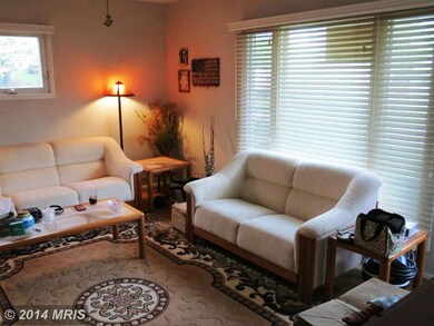 1915 Lewis Ave, Rockville, MD 20851 - photo 3