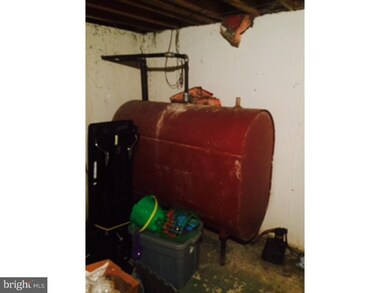 329 E Edgewater Way, Newark, DE 19702 - photo 4