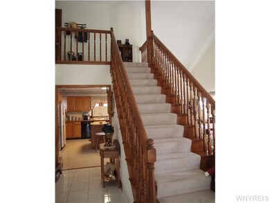 1147 Bowen Dr W, North Tonawanda, NY 14120 - photo 6