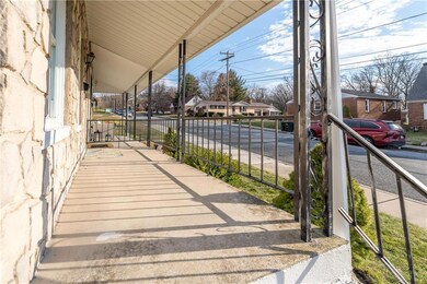 325 S 6th St, Emmaus, PA 18049 - photo 4