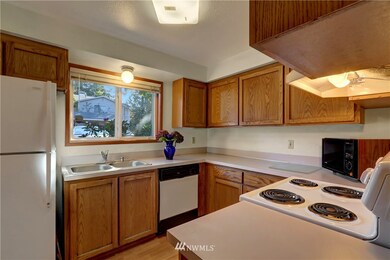 18910 Bothell Everett Hwy unit G2, Bothell, WA 98012 - photo 5