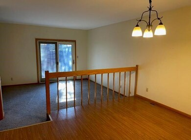 3165 Sycamore Dr, Columbus, IN 47203 - photo 7