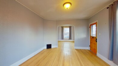 567-Hillsdale-St-Living-Room(1)