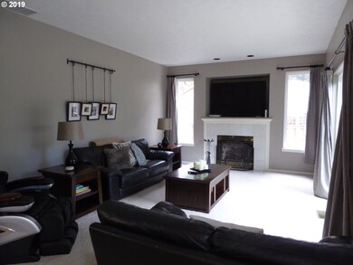 1567 NE 19th Loop, Canby, OR 97013 - photo 4