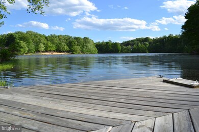 15446 Beachview Dr, Dumfries, VA 22025 - photo 7