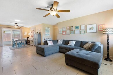 6747 Eastview Dr, Lake Worth, FL 33462 - photo 4