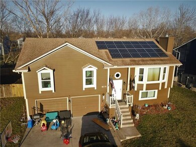 110 S Huntsman Blvd, Raymore, MO 64083 - photo 2