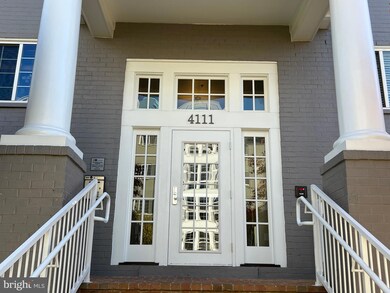4111 S Four Mile Run Dr unit 401, Arlington, VA 22204 - photo 2