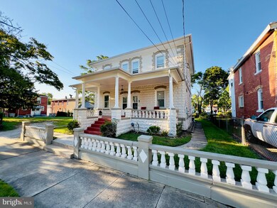 814 E Cherry St, Vineland, NJ 08360 - photo 3