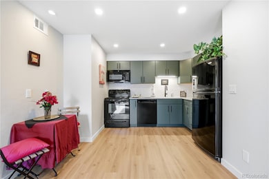 2575 S Syracuse Way unit EE205, Denver, CO 80231 - photo 3