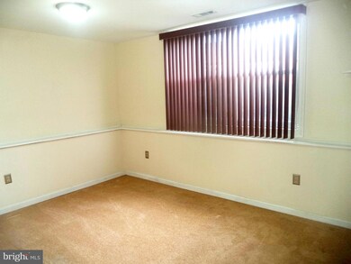 5821 Sheriff Rd, Capitol Heights, MD 20743 - photo 7