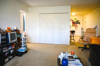 307 W Main St unit 1, Hyannis, MA 02601 - photo 3