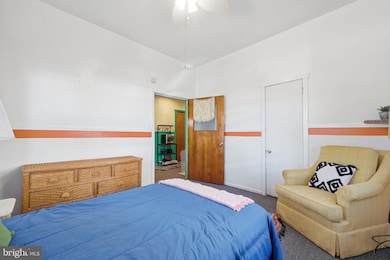 128 W Roberts Ave, Wildwood, NJ 08260 - photo 5