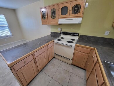 7365 N Loop Dr unit 1, El Paso, TX 79915 - photo 6