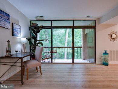 1667 Parkcrest Cir unit 201, Reston, VA 20190 - photo 7