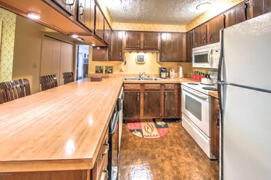 5216 Saint Gabriel Lane 130