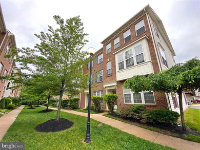 2376 Huntington Station Ct, Alexandria, VA 22303 - photo 2