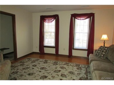 Different angle in the living room.
