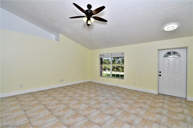 Living room 2