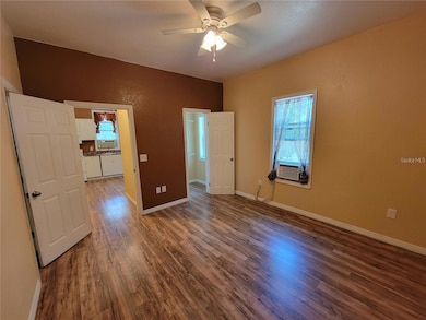 965 NE 2nd St unit 4, Ocala, FL 34470 - photo 3