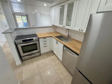 Sunwood Condominium unit 215, Miami, FL 33155 - photo 5