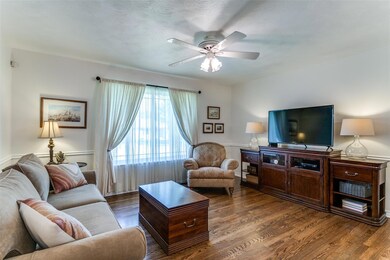 7206 Clemson Dr, Dallas, TX 75214 - photo 5