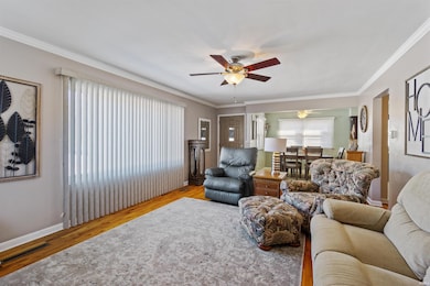 5812 S Adams St, Marion, IN 46953 - photo 3