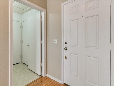 9400 Checkerbloom Dr, Oklahoma City, OK 73165 - photo 5