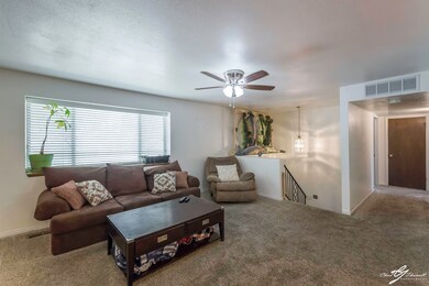 4-Living Room 2