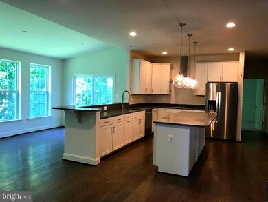 11107 King Gallahan Ct, Clinton, MD 20735 - photo 5