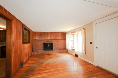 134 Hills Ferry Rd, Nashua, NH 03064 - photo 4