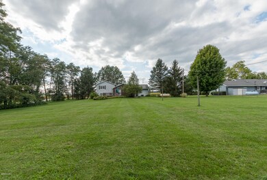 10049 S 12th St, Schoolcraft, MI 49087 - photo 2