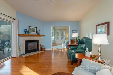 4604 Wood Duck Way, Hendersonville, NC 28792 - photo 5