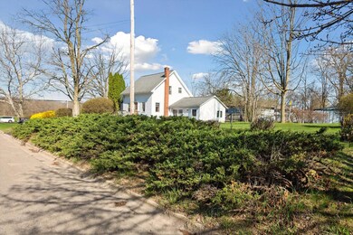 2015 Hamelon St, Lansing, MI 48910 - photo 6