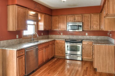 mls 309 Cayleen Cir 08