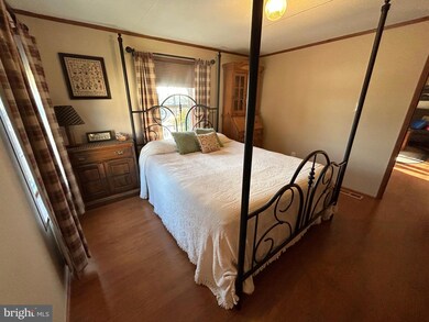 386 W Cedar St, Palmyra, PA 17078 - photo 7