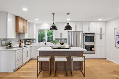 2841 Mayfield Rd, Wayzata, MN 55391 - photo 6