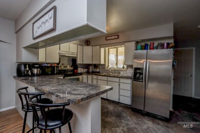 531 W Court St, Weiser, ID 83672 - photo 7