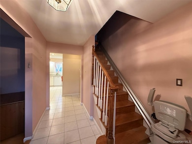 15 Sherry Ln, Hauppauge, NY 11788 - photo 3