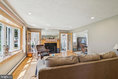 360 Station Rd, Roebling, NJ 08554 - photo 4