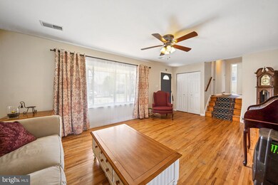 272 Oakfield Dr, Newark, DE 19713 - photo 6