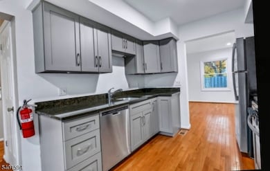 2 Cory Rd unit E, Morristown, NJ 07960 - photo 2