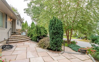 60 Deerfield Rd, Cranston, RI 02920 - photo 5