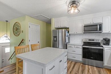 24 Hillrise Ln, Meredith, NH 03253 - photo 6